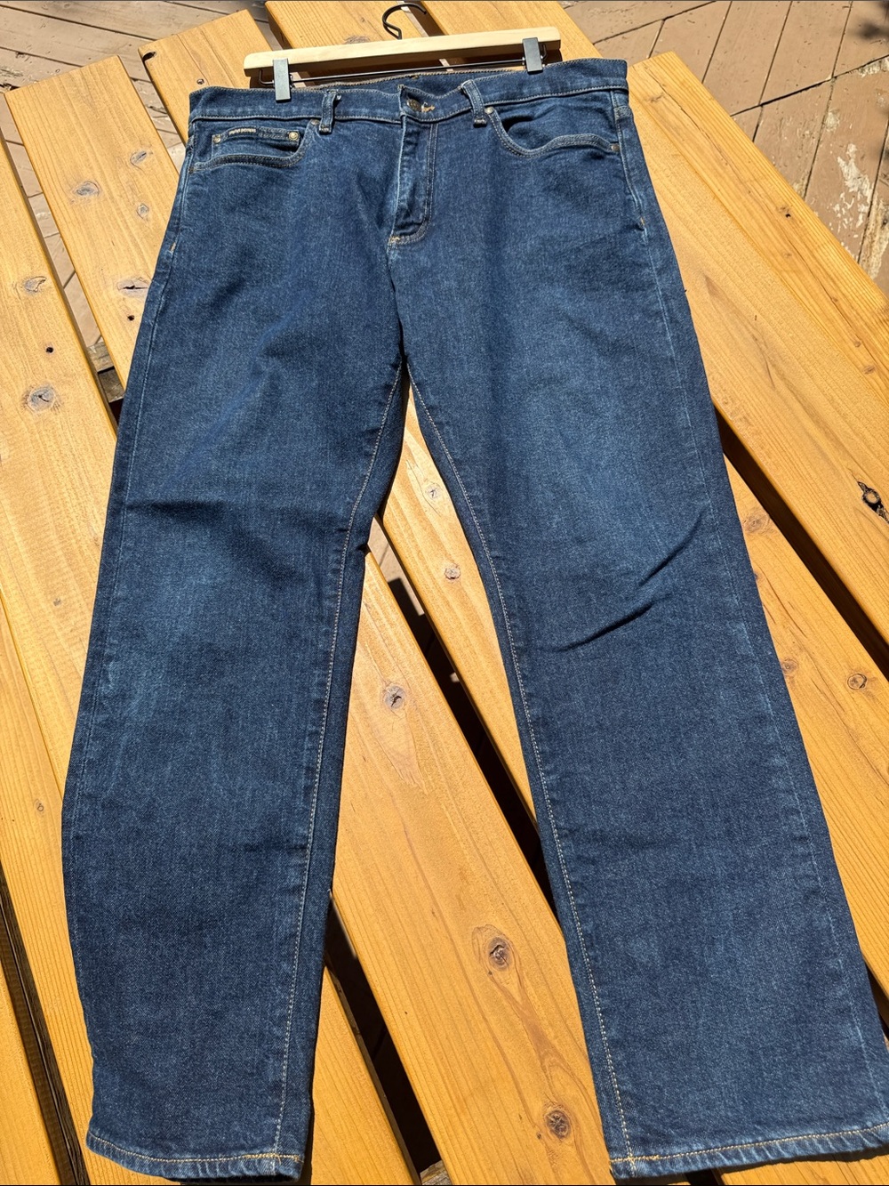 Brooks Brothers Men's Relaxed Dark Blue Jeans - Picture 6 of 6